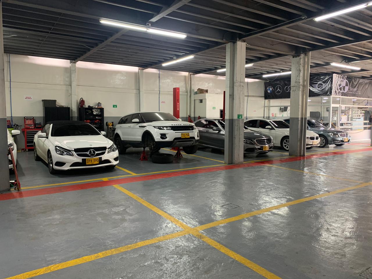 Mercedes-Benz servicio